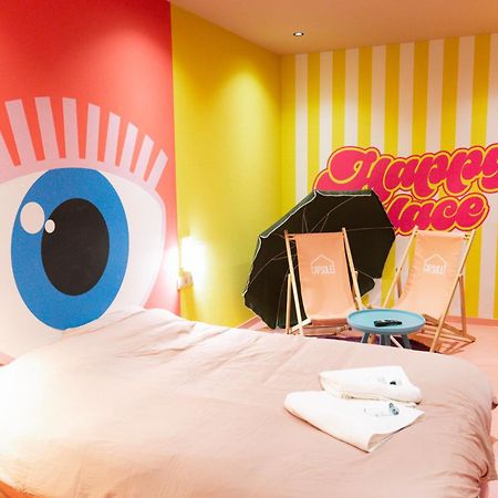 Capsule Girl Power Spa - Balneo - Sauna - Karaoke - Billard - 2 Chambres Charleroi Luaran gambar