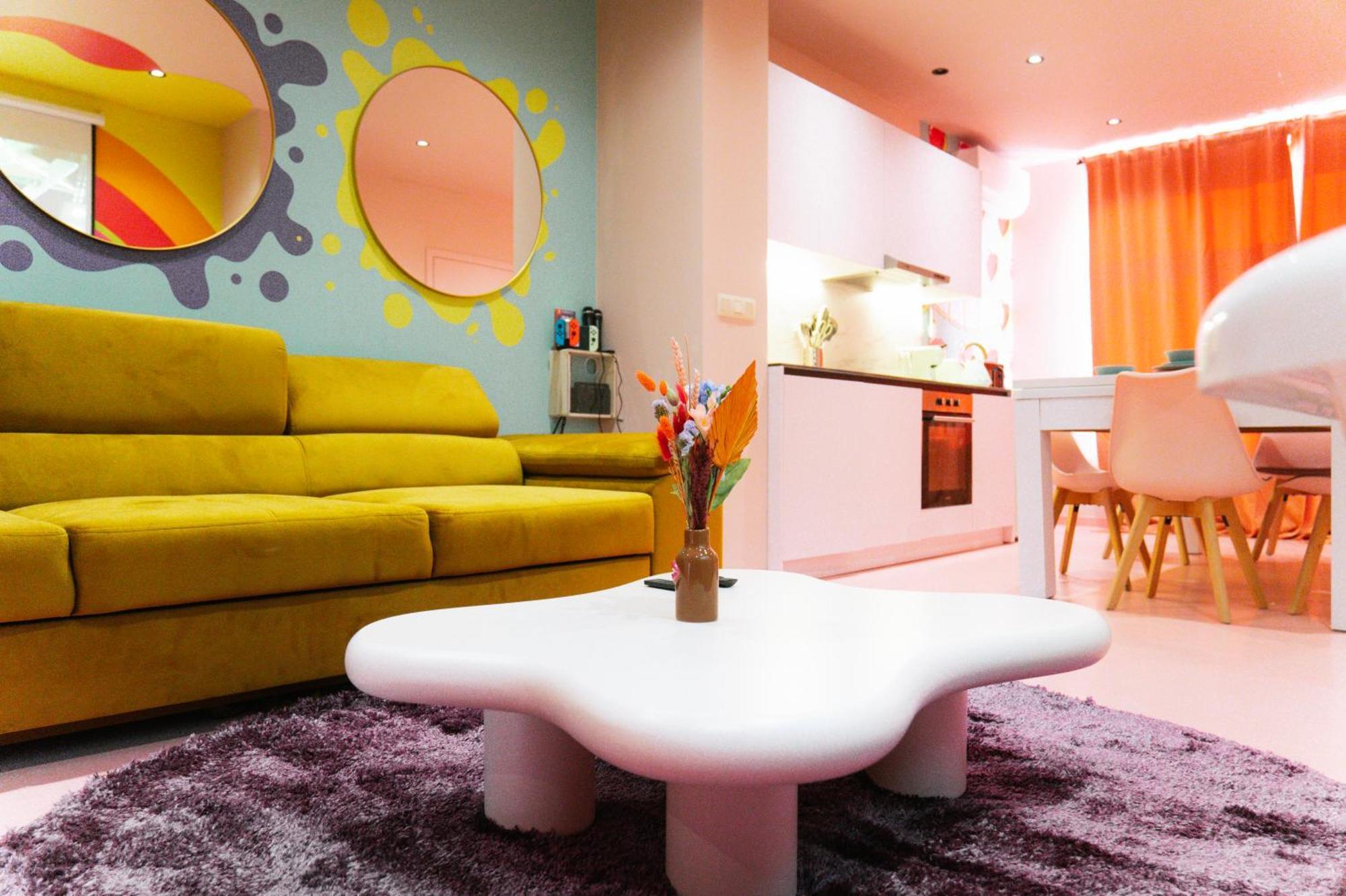 Capsule Girl Power Spa - Balneo - Sauna - Karaoke - Billard - 2 Chambres Charleroi Luaran gambar