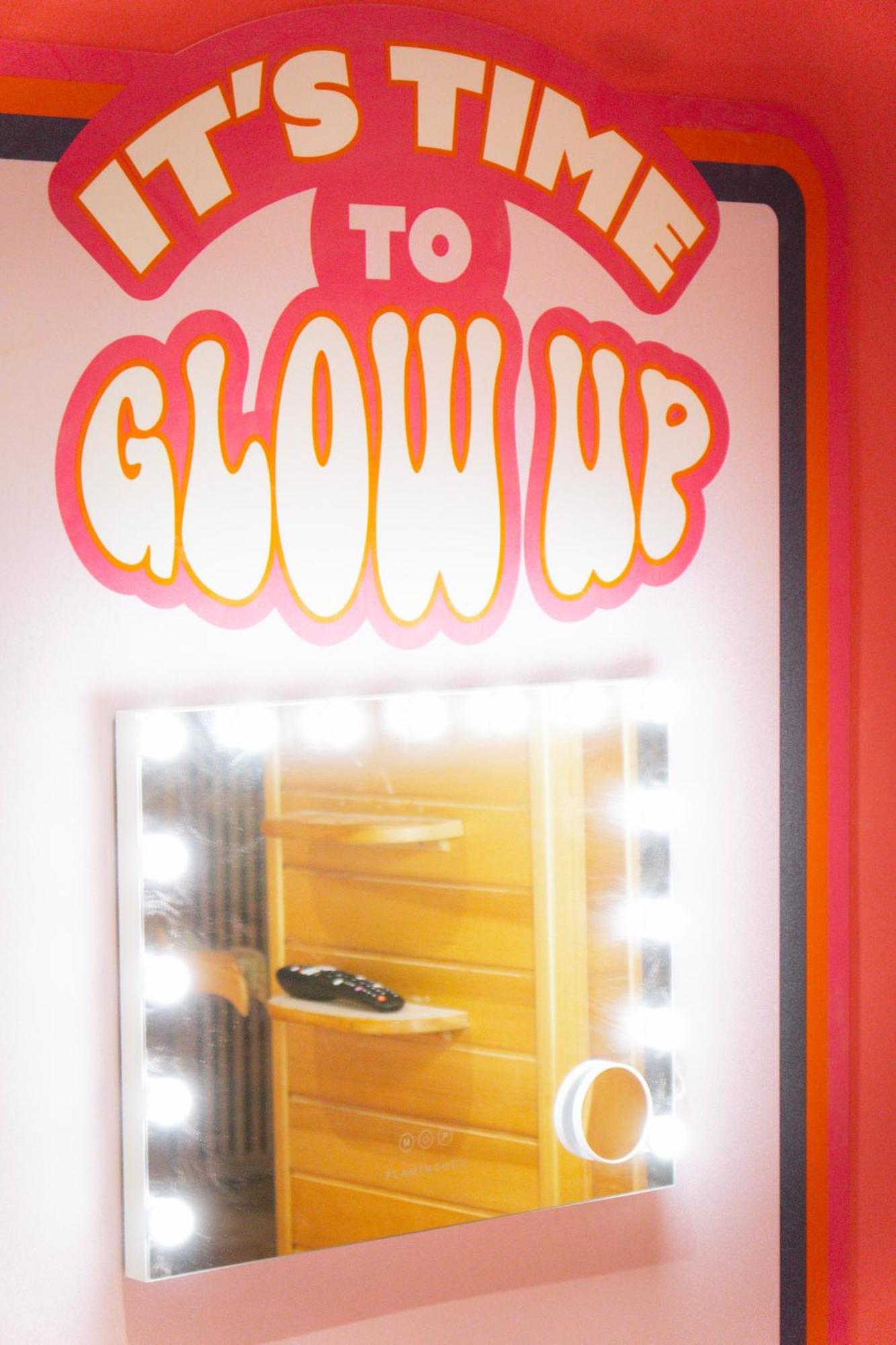 Capsule Girl Power Spa - Balneo - Sauna - Karaoke - Billard - 2 Chambres Charleroi Luaran gambar