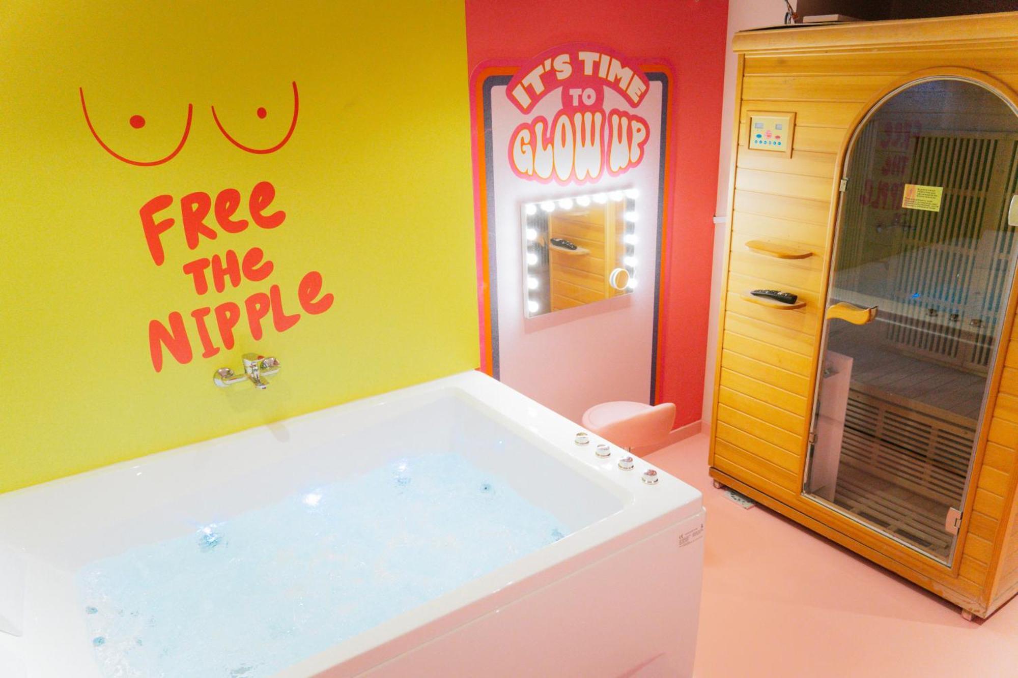 Capsule Girl Power Spa - Balneo - Sauna - Karaoke - Billard - 2 Chambres Charleroi Luaran gambar